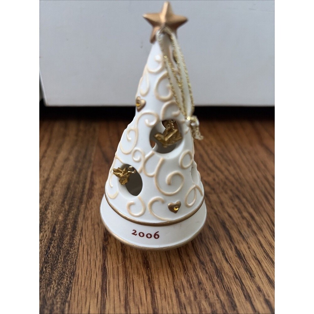 Hallmark Keepsake Ornament A Charmed Life Together Promise Tree 4 1/8 in - Picture 2 of 3